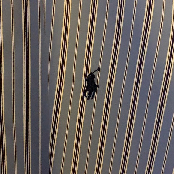 Men’s polo - Picture 2 of 3